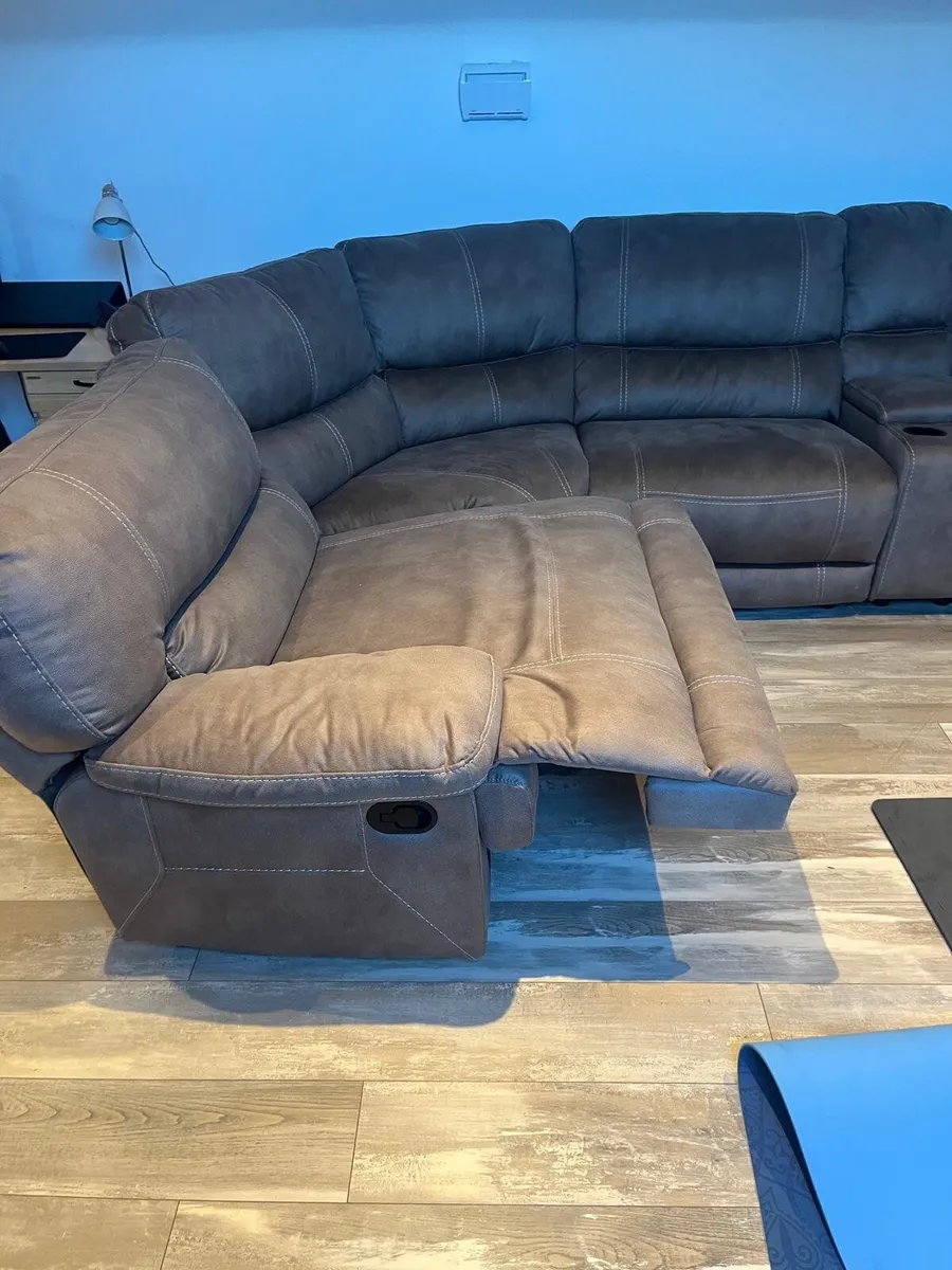 Isabelle Taupe Fabric 5 Piece modular sofa - Image 3