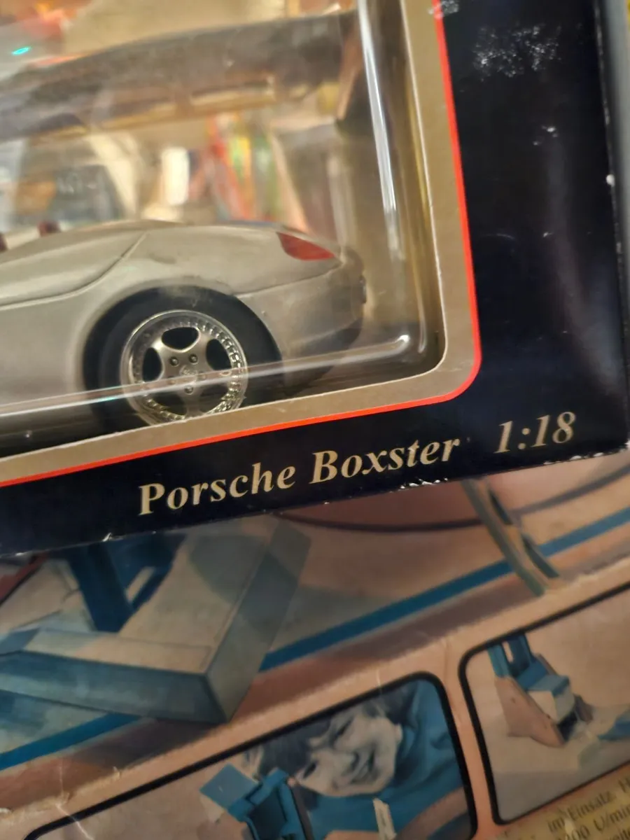 Corgi Maisto Porsche Boxster 1.18 - Image 4