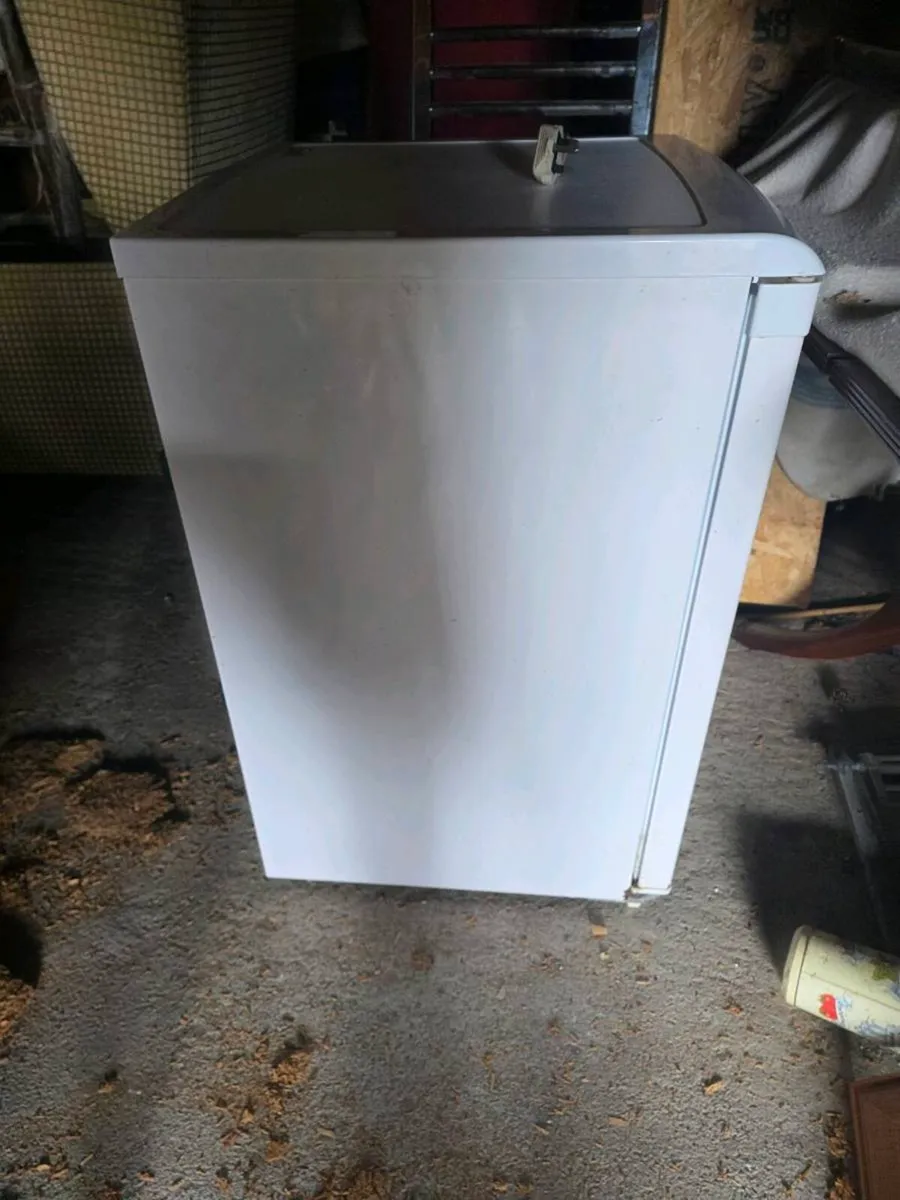 Counter fridge - Image 2