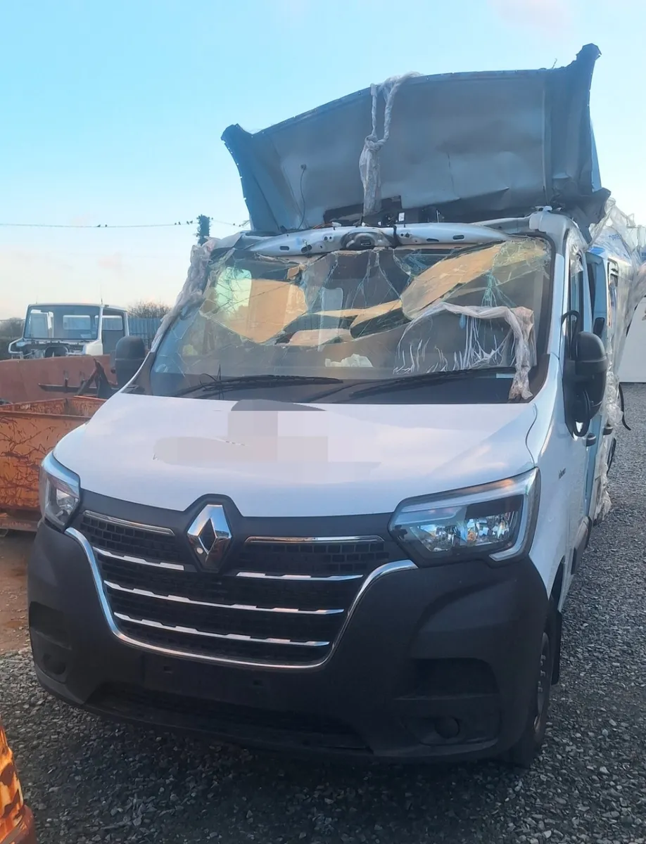 2024 Renault Master Crewcab For Dismantling - Image 1
