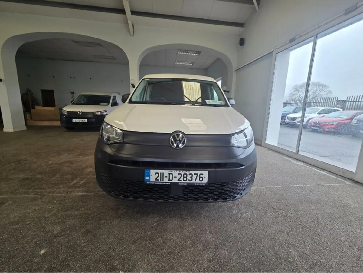 Volkswagen Caddy CARGO TDI 75HP MANUAL 6SPEED FWD - Image 1