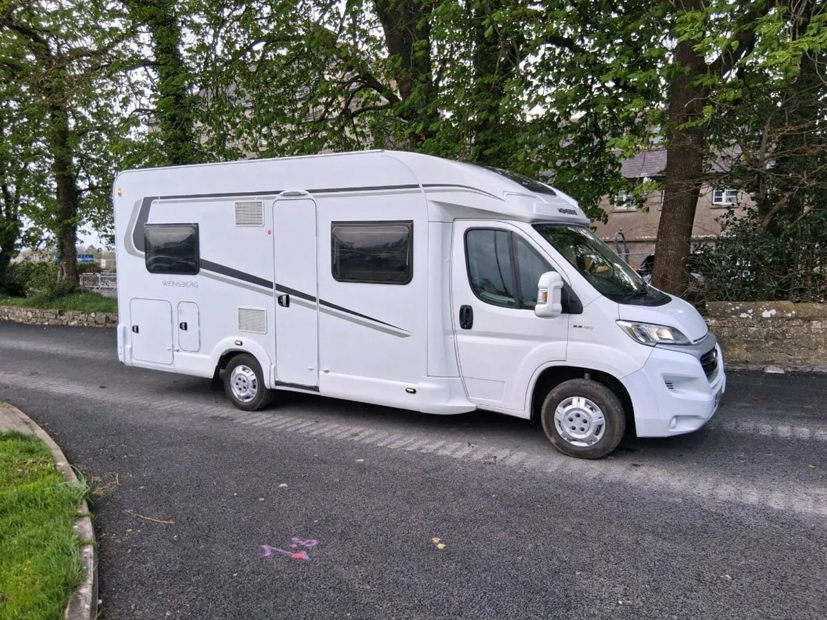 2021 Weinsberg low profile camper low kms rhd - Image 1