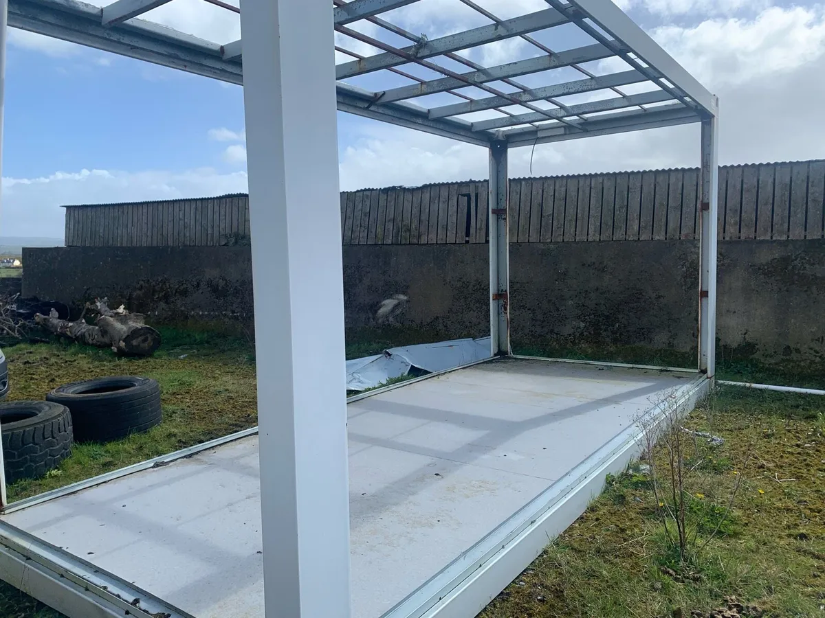 Shipping Container 20x8 - Image 3