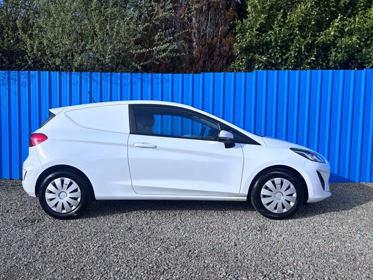 2020 fiesta - Image 3