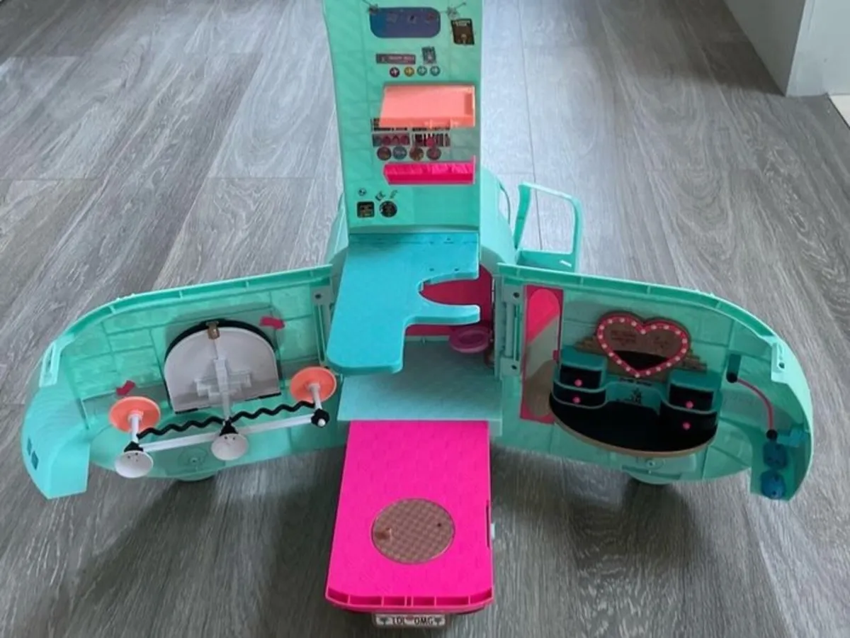 L.O.L. Surprise! O.M.G. Glam N’ Go Campervan - Image 2