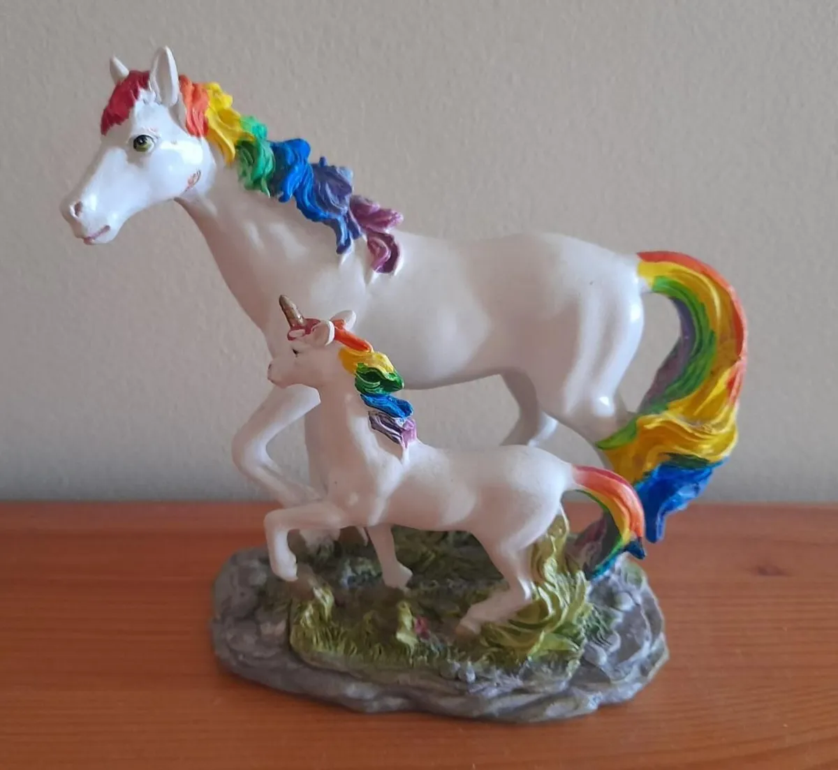 New: Unicorn gifts x 3 - Image 1