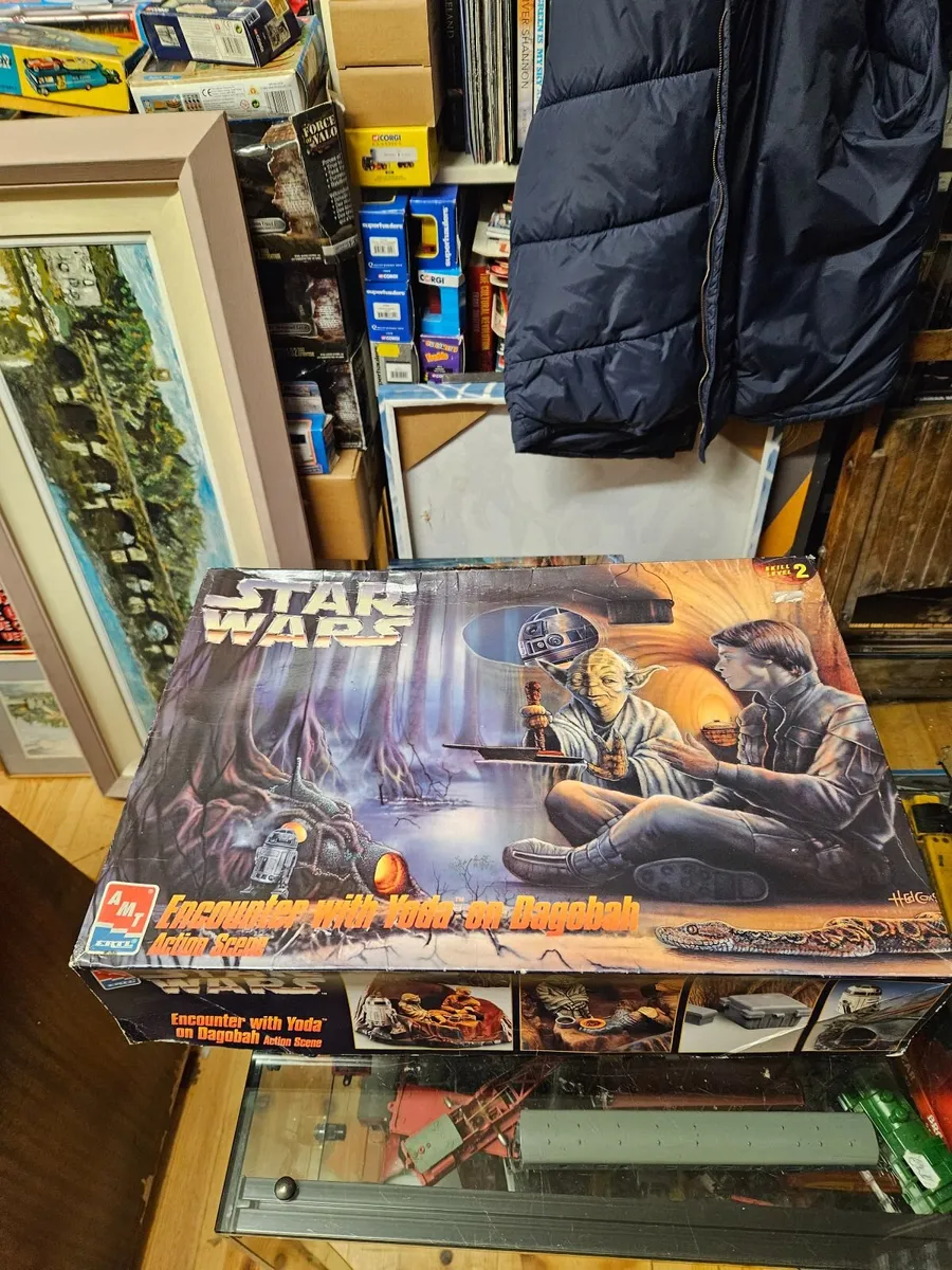 Vintage Star Wars AMT Dagobah Model Kit - Image 1