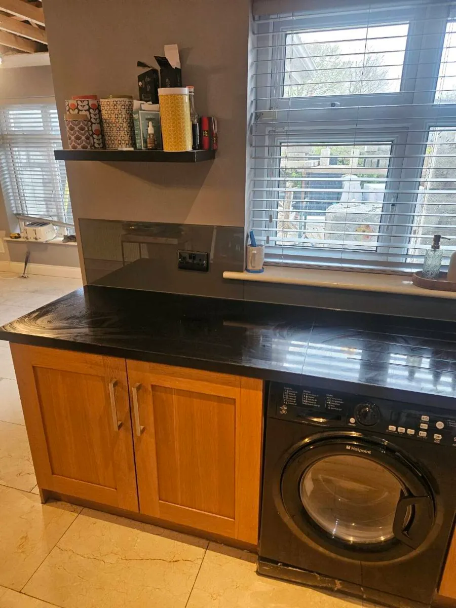 Fitted kitchen - Image 2