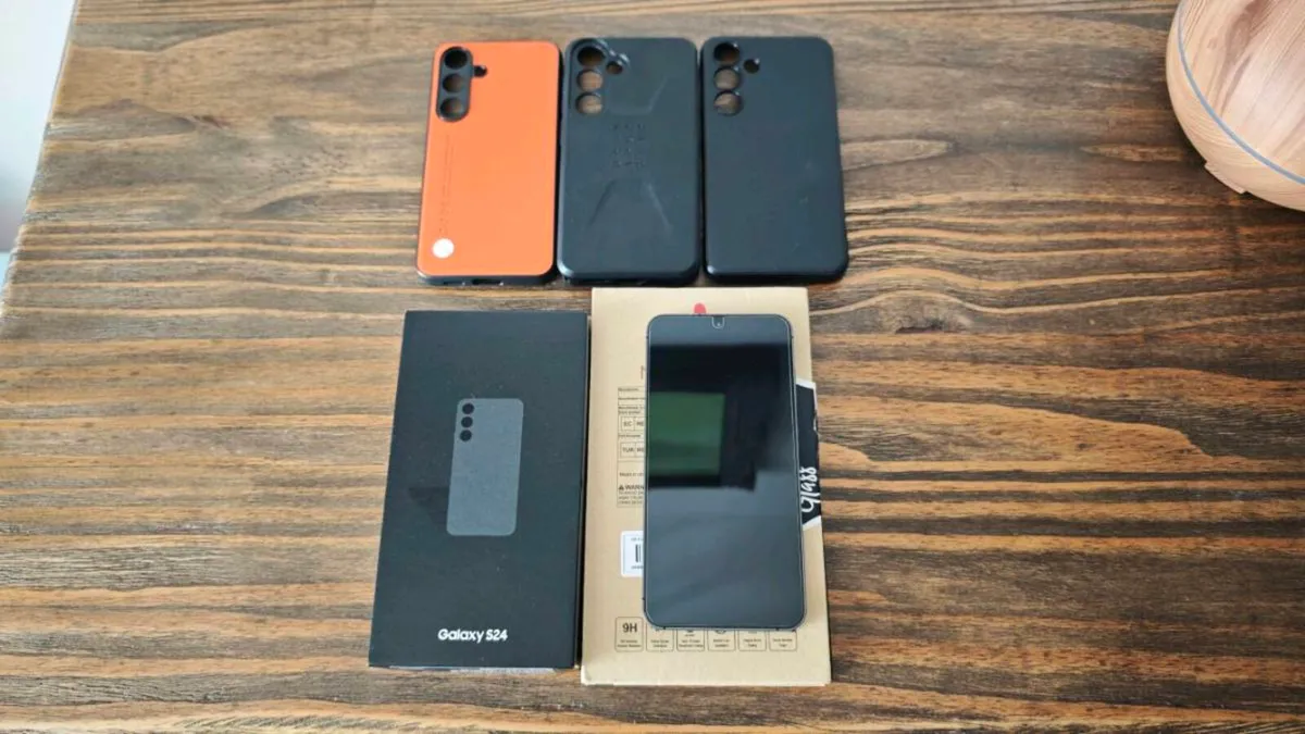 Samsung Galaxy S24 (8GB Ram 256GB S)
///Unlocked// - Image 1