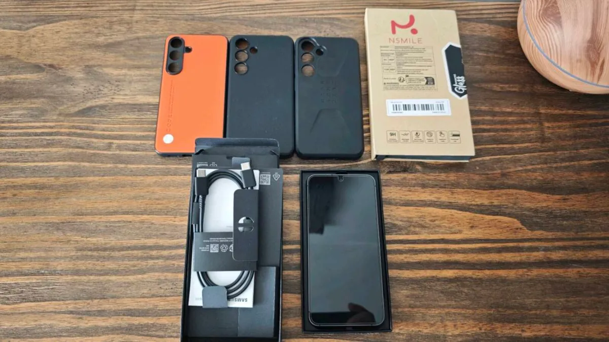 Samsung Galaxy S24 (8GB Ram 256GB S)
///Unlocked// - Image 3