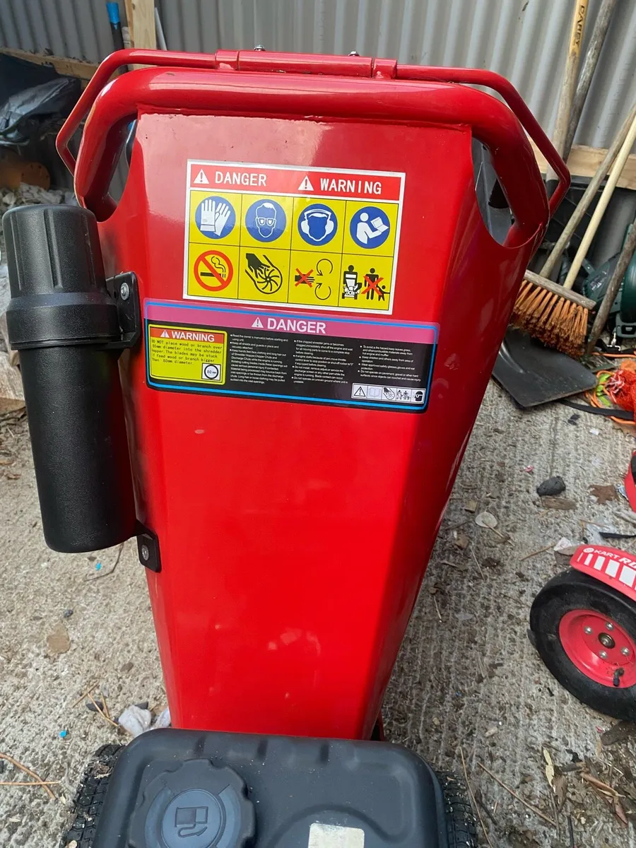 Petrol chipper - Image 4