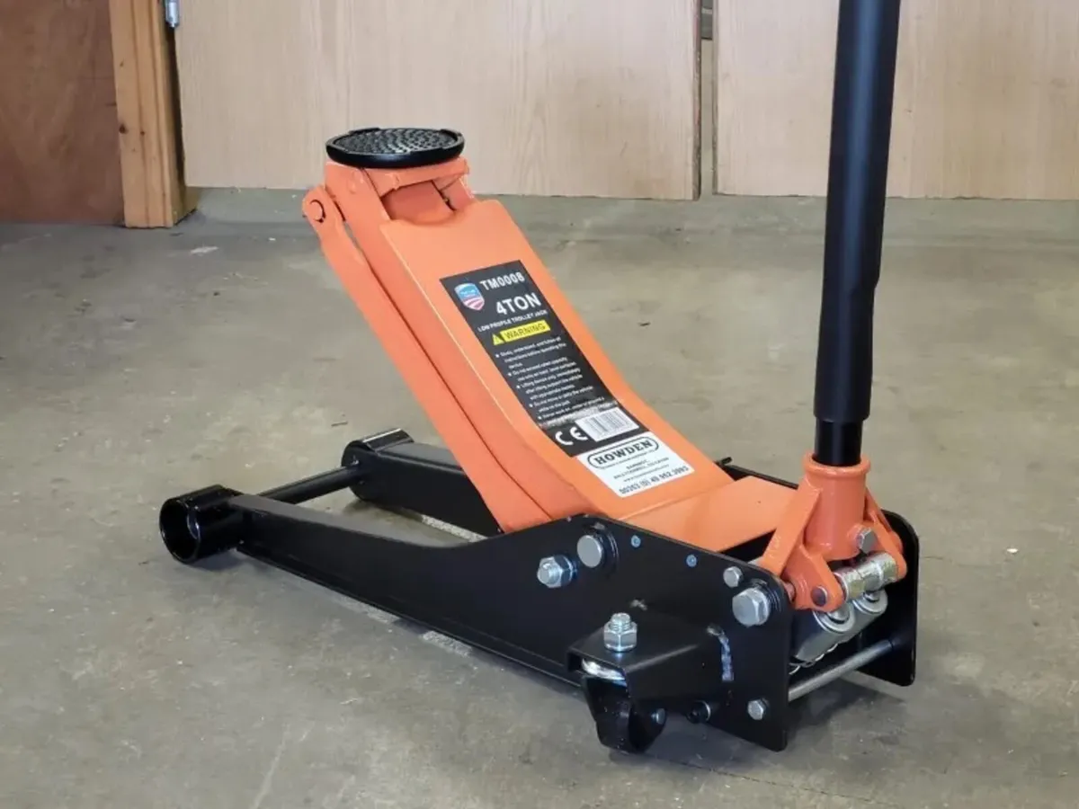 BRAND NEW 4ton LOW PROFILE TROLLEY JACK - Image 2