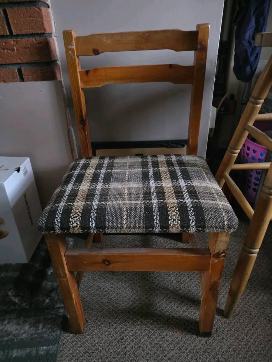 Dining chairs - Image 2