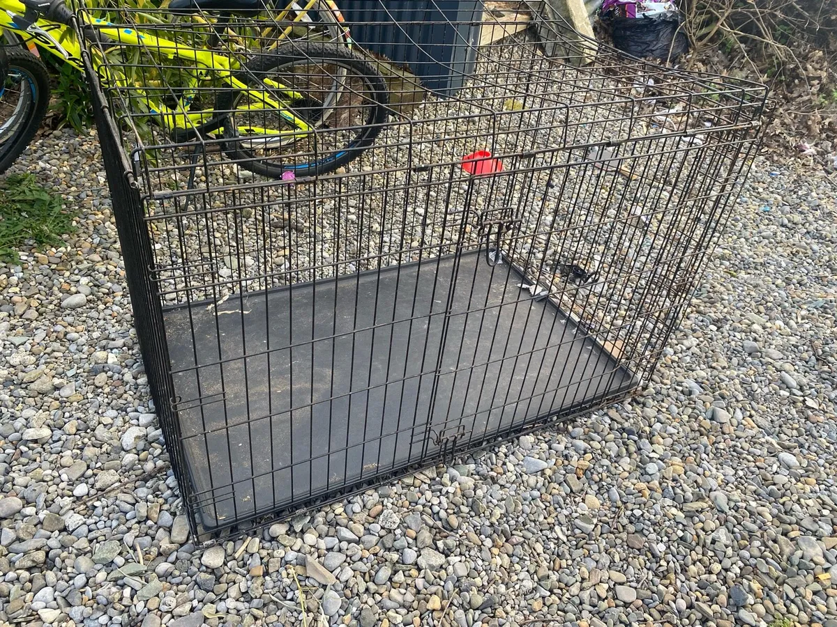 Dog crates - Image 1