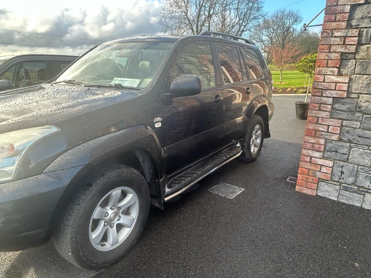 Toyota landcruiser - Image 3