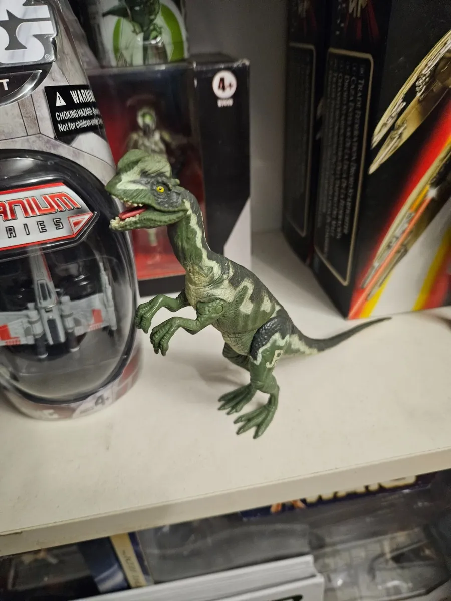 Vintage Jurassic Park Dinosaur - Image 2