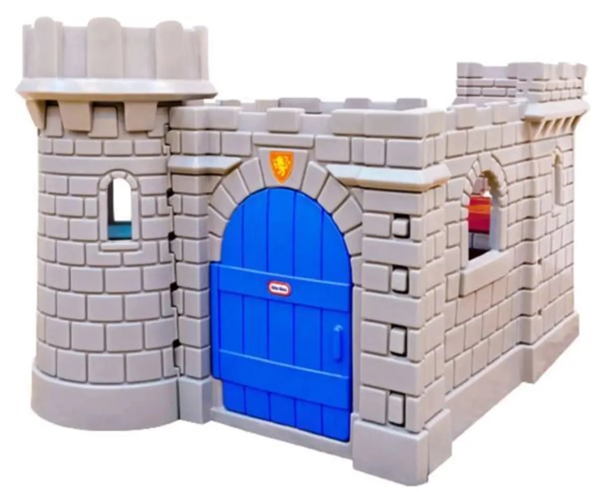Little Tikes Classic Castle Playhouse (RRP 700) - Image 1