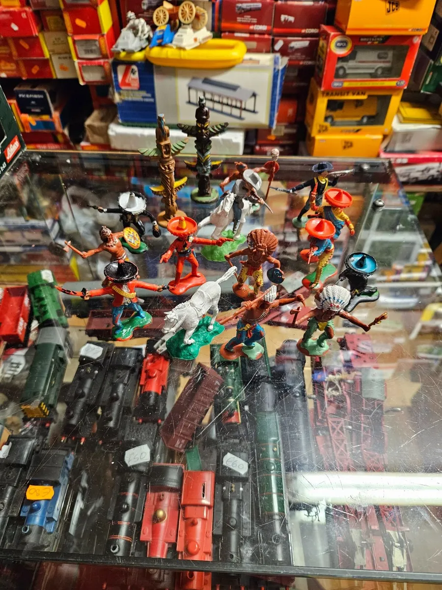 Britain's Crescent Cowboys and Indians - Image 2