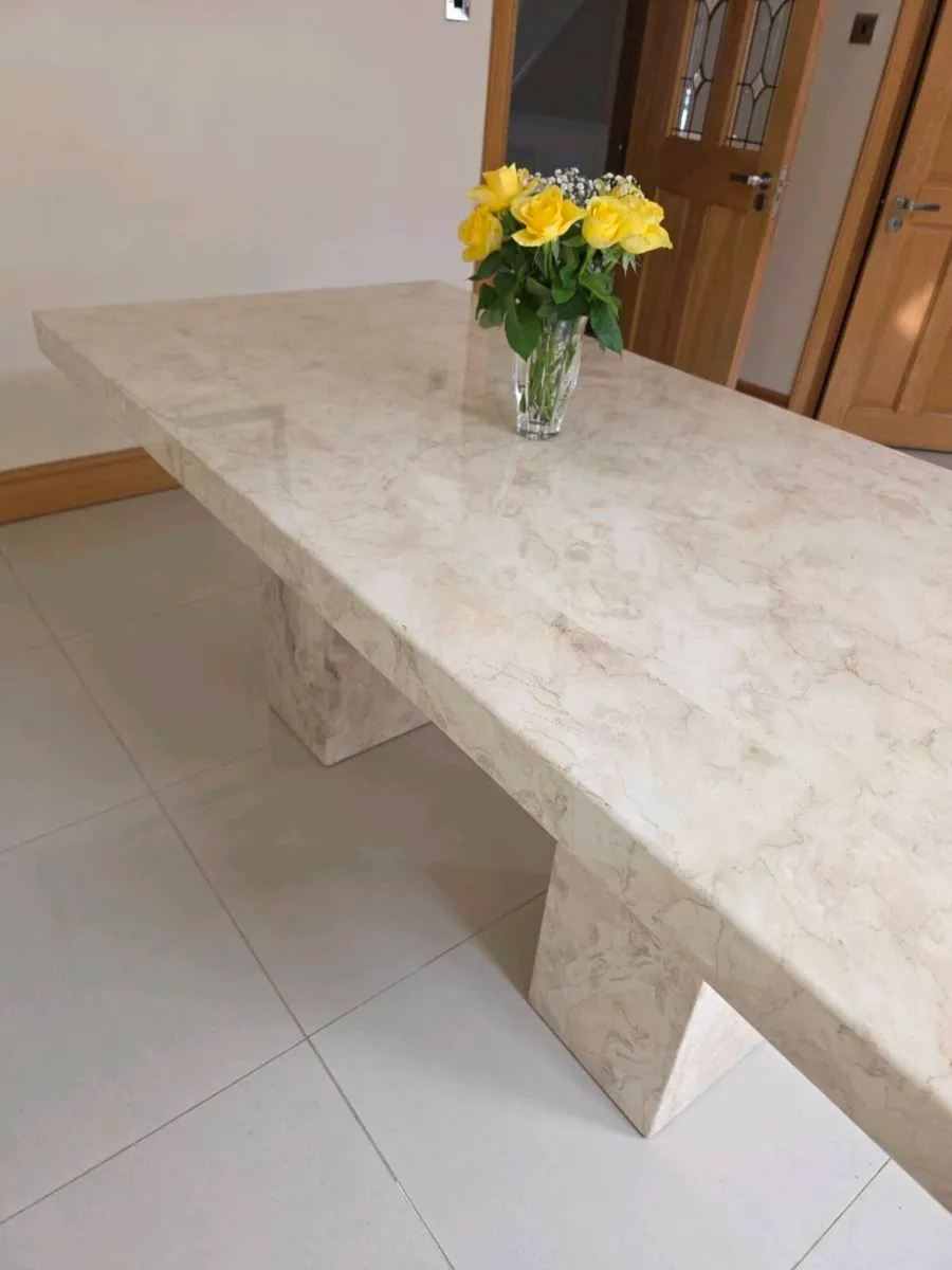 Marble table - Image 2
