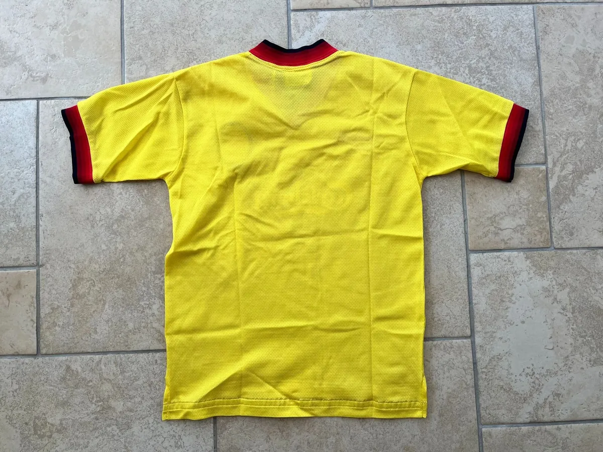 Liverpool vintage kit (Jersey, shorts, socks) - Image 2