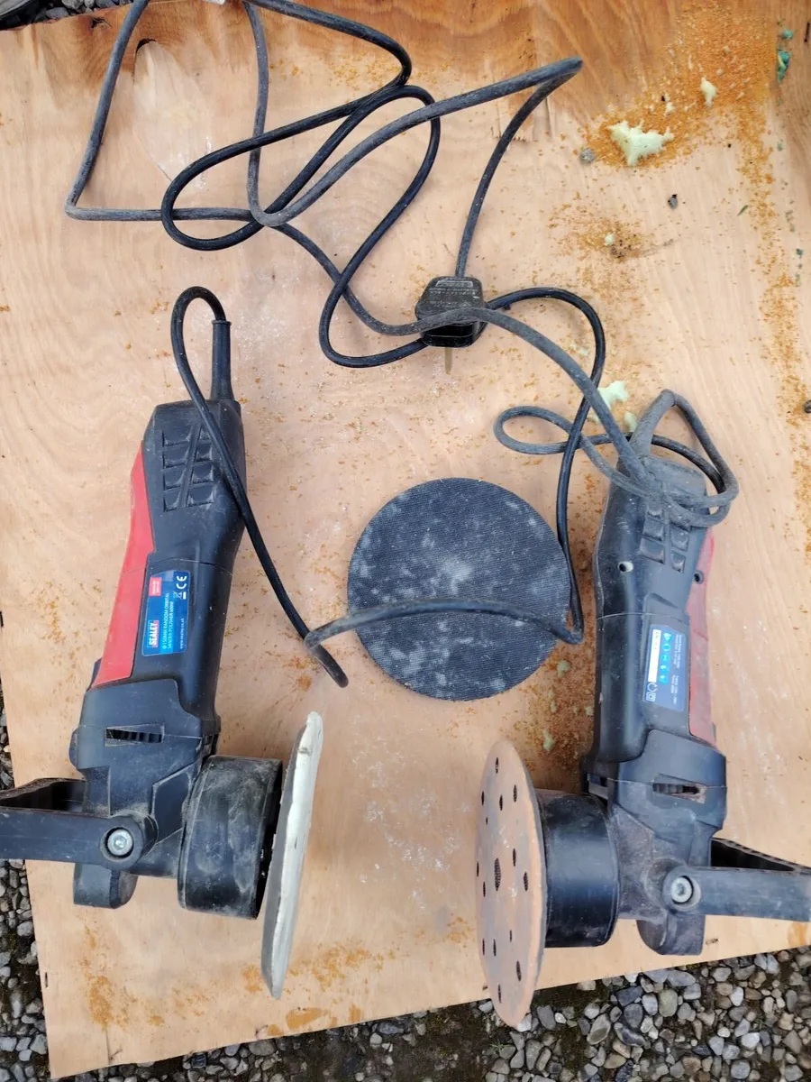 2 Sealey electric orbital Sanders - Image 1