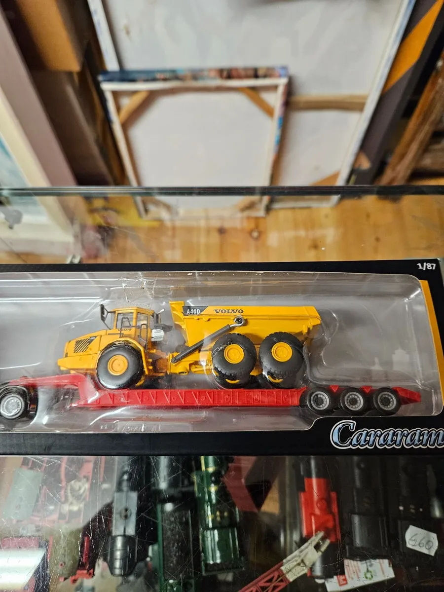 Corgi Caramara Truck Low Loader Trailer with Volvo - Image 2