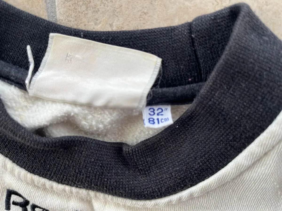 Liverpool vintage kids jumper & pants - Image 3