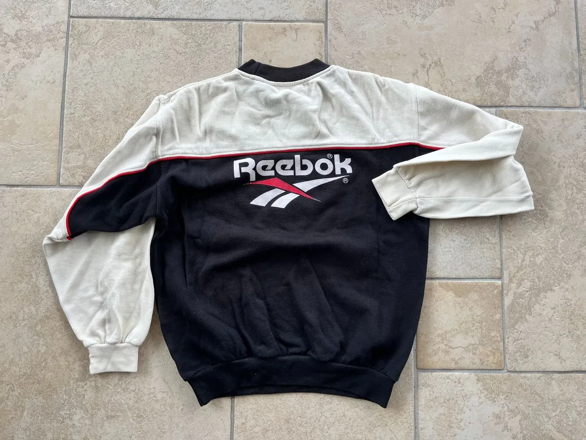 Liverpool vintage kids jumper & pants - Image 2