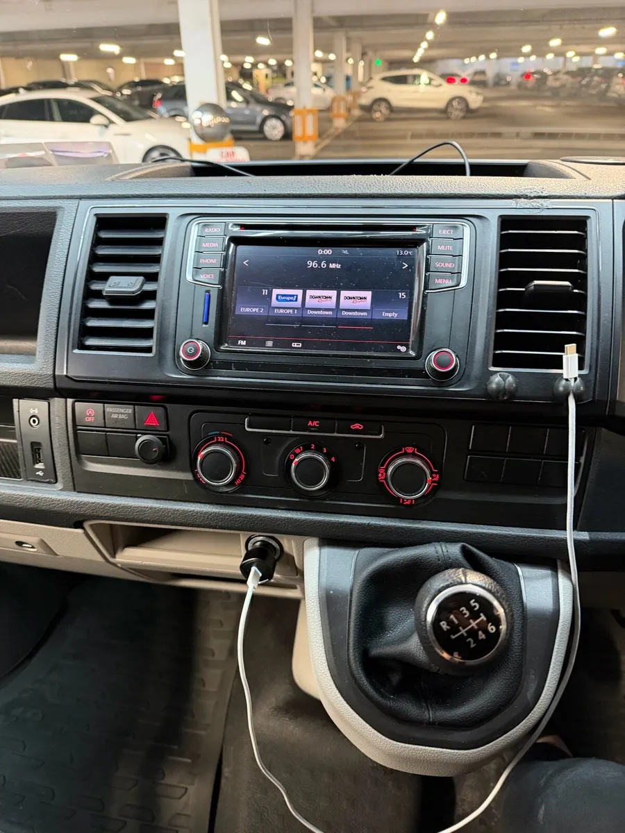 Vw transporter T6 - Image 4