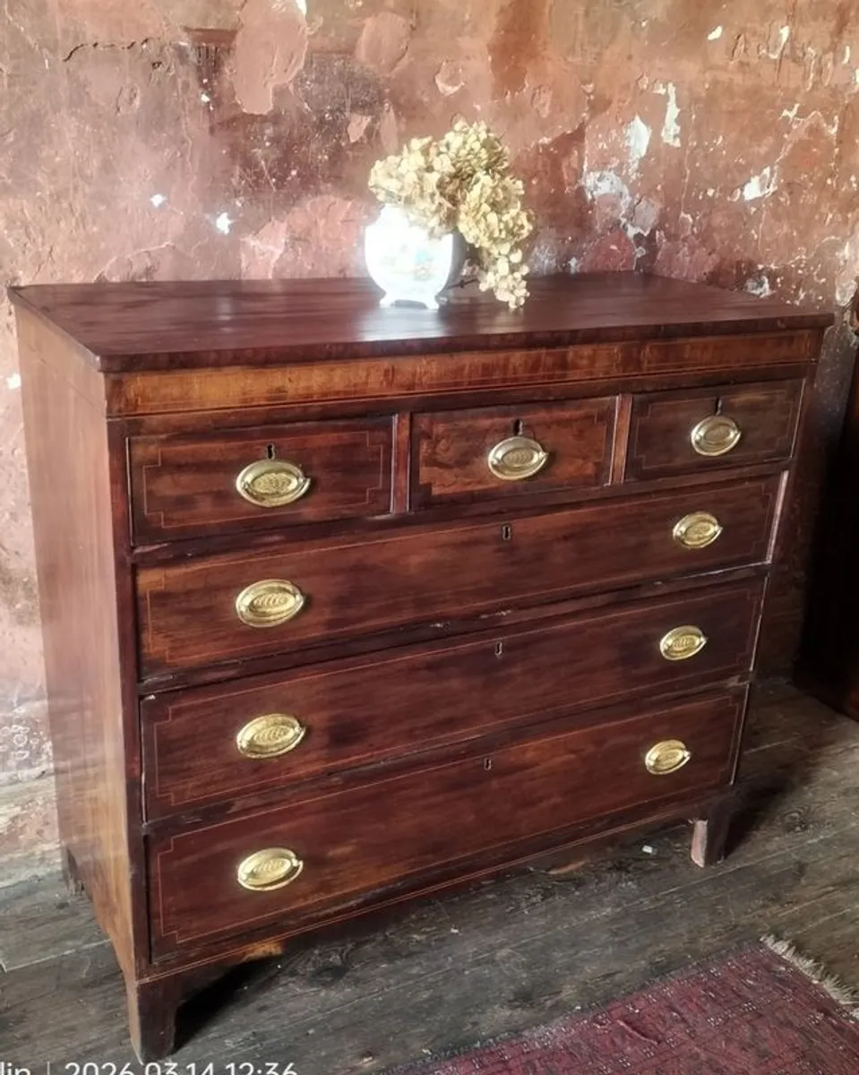 George 111 inlaid mahogany Antique Chest of Drawers - Image 1