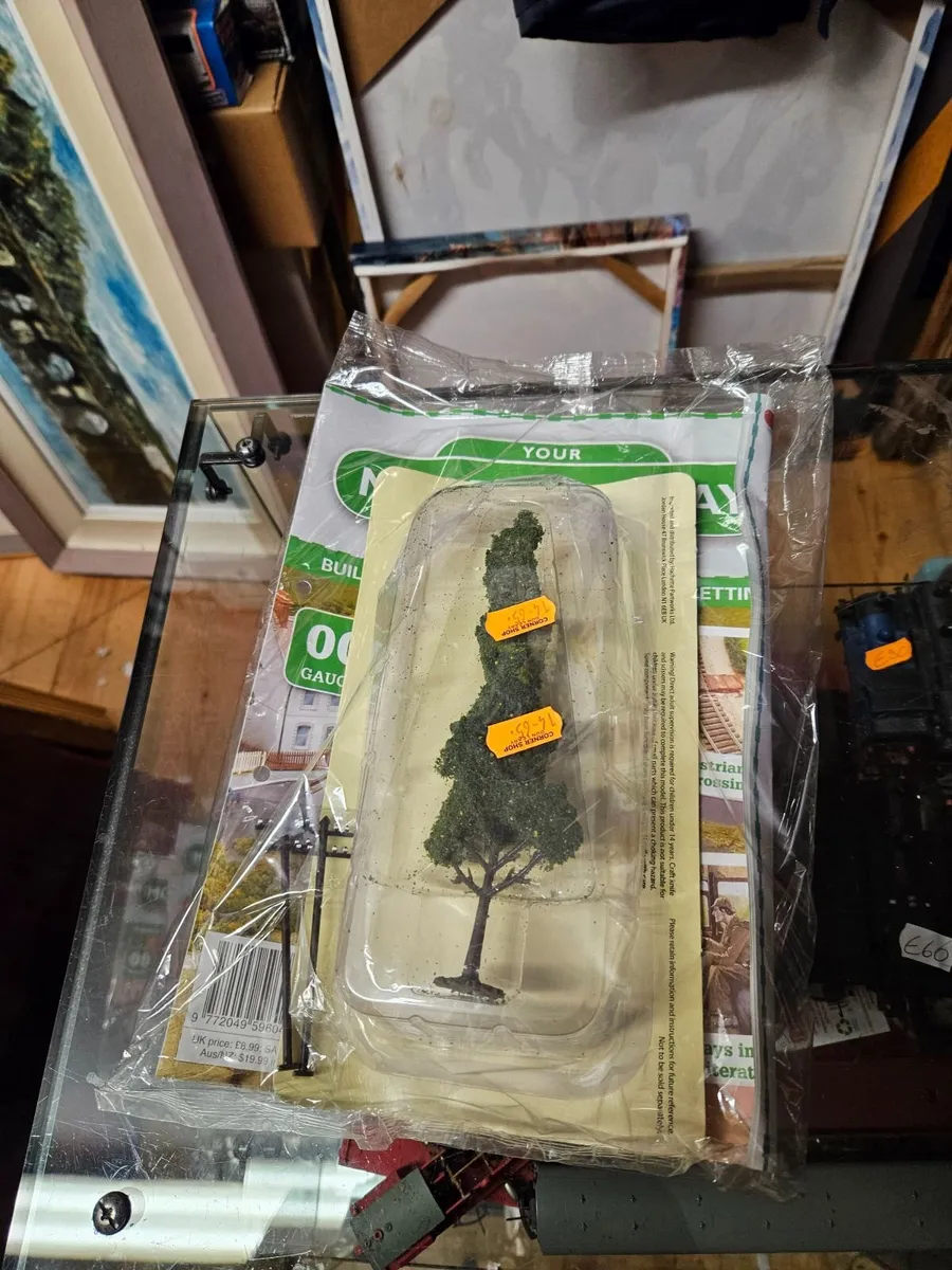 Hornby OO Gauge Tree