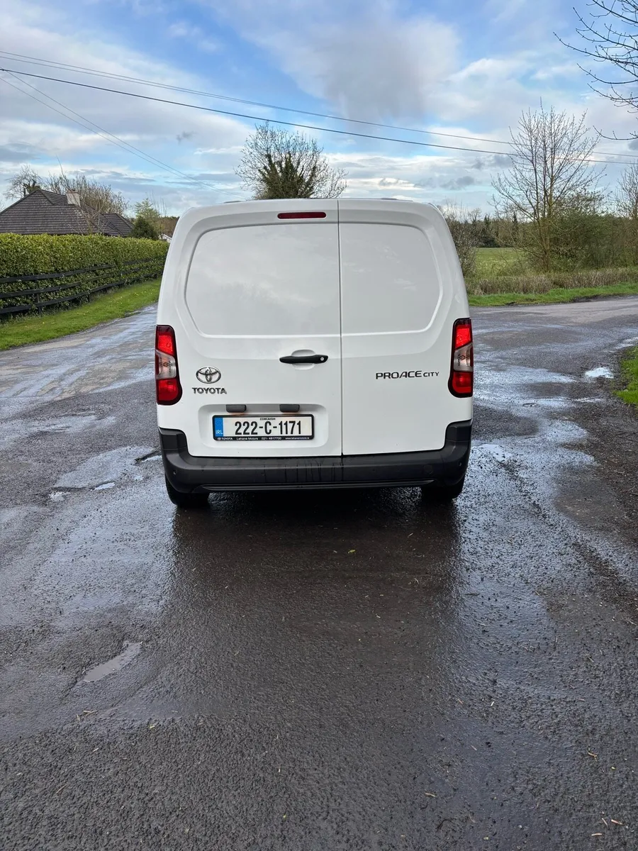 222 PROACE CITY 55k KMS NEW DOE - Image 4