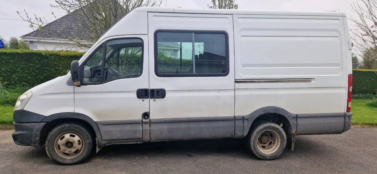Iveco Daily Crew Cab Van - Image 1