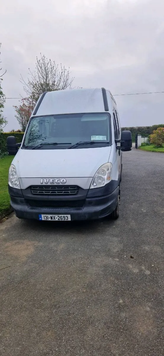 Iveco Daily Crew Cab Van - Image 2