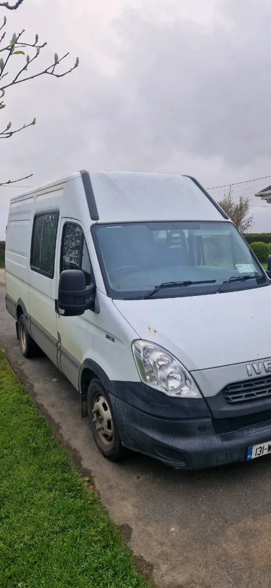 Iveco Daily Crew Cab Van - Image 3