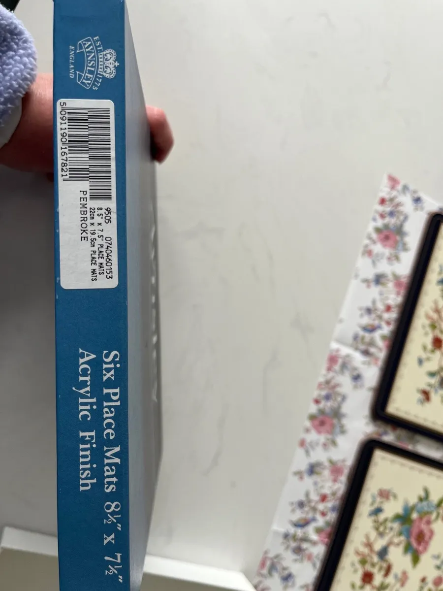 Aynsley Pembroke Place Mat Set - Image 2