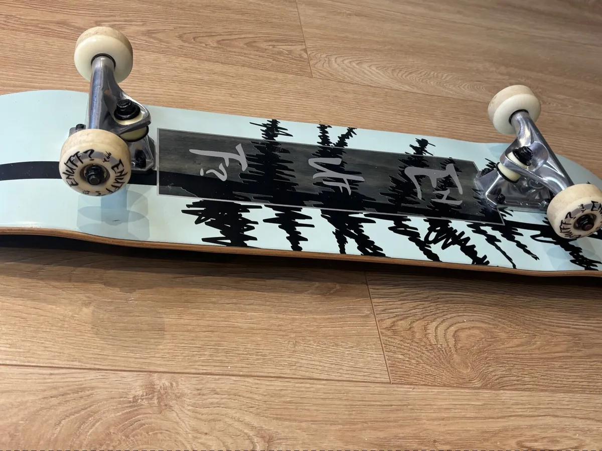 Enuff Skateboard- Beginner skate board kit! - Image 3