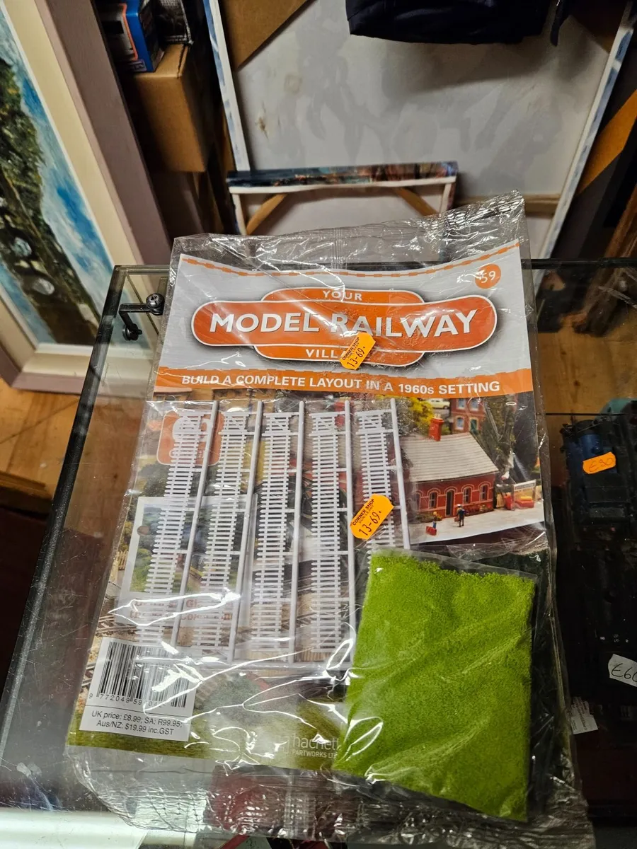 Hornby OO Gauge Fencing