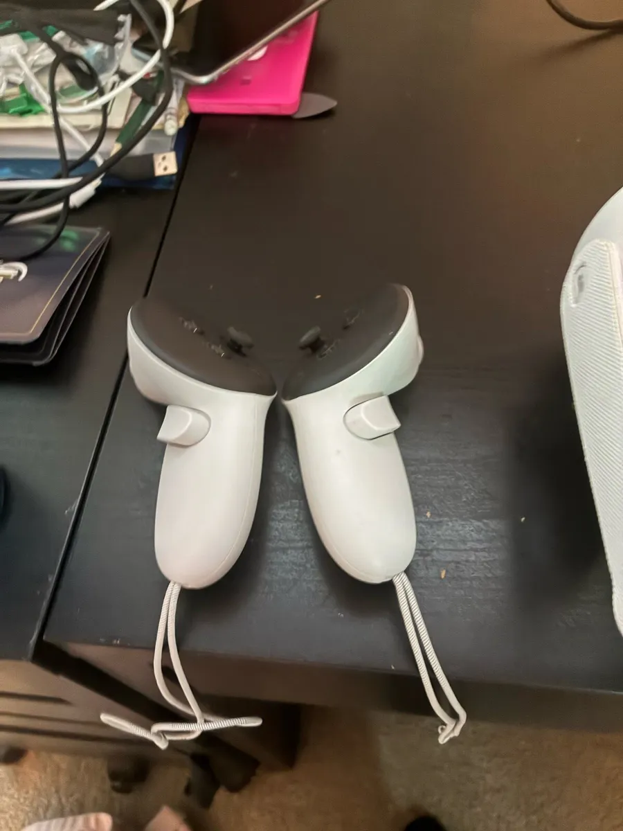 Meta quest 3s - Image 2