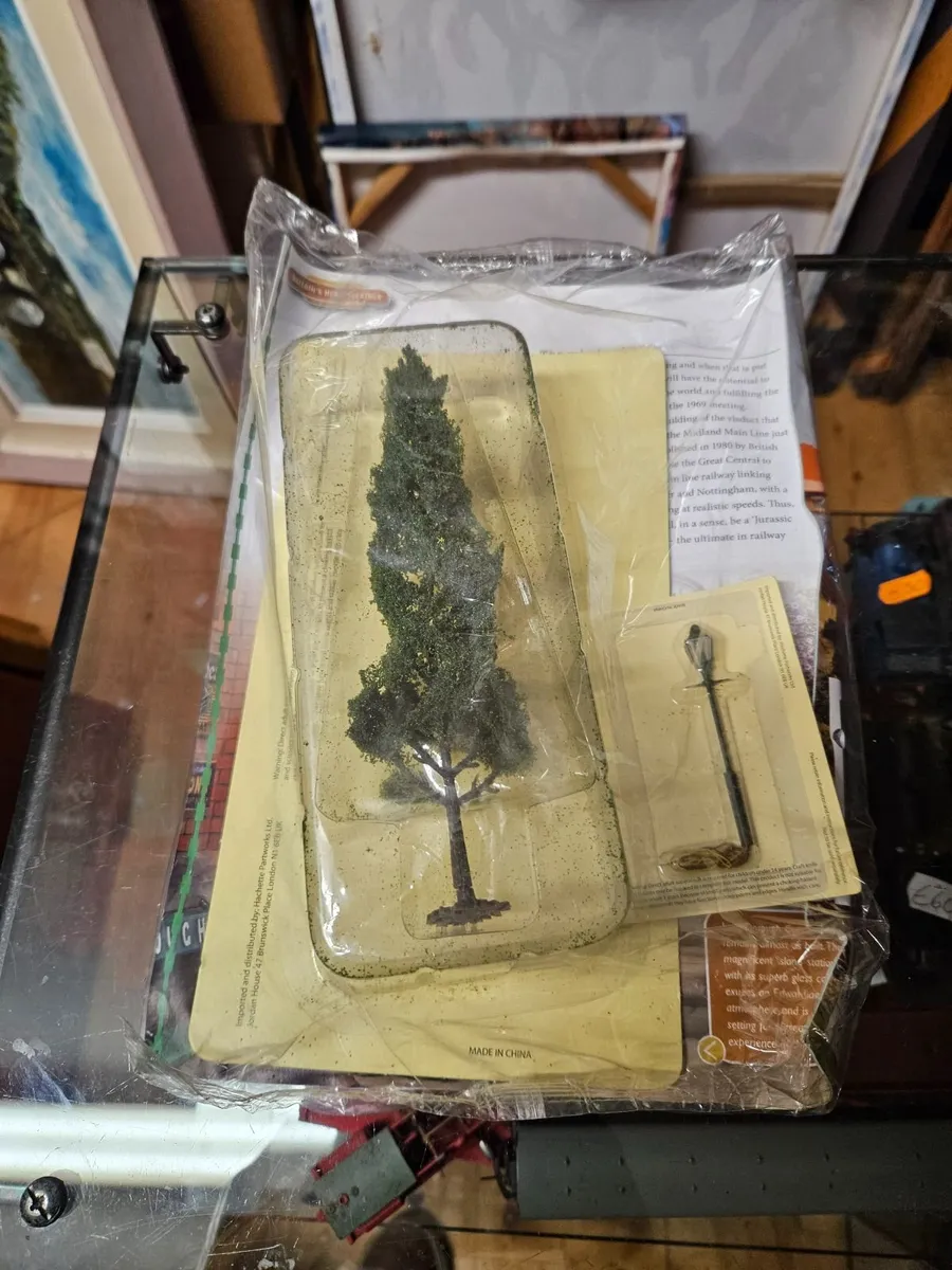 Hornby OO Gauge Tree