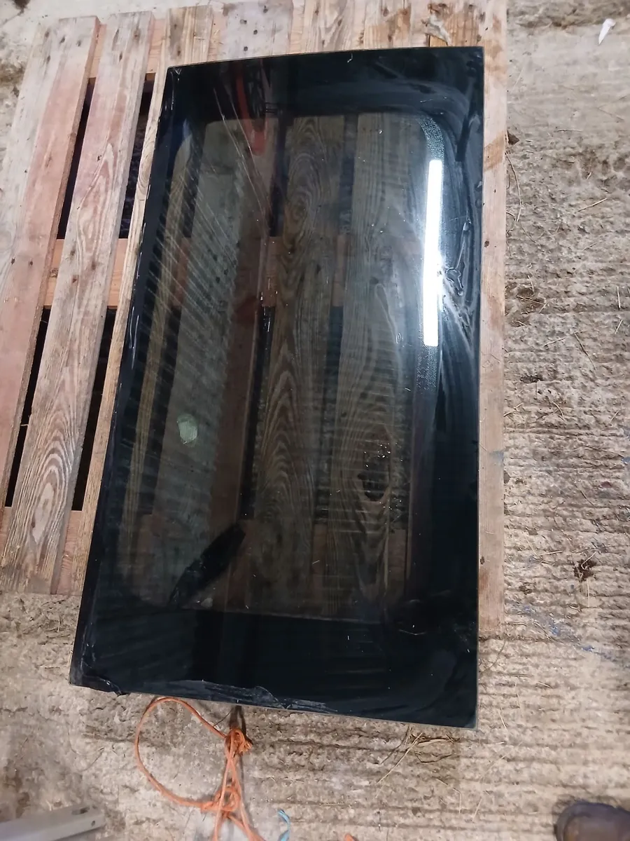 Ford Transit 2004 - Image 1