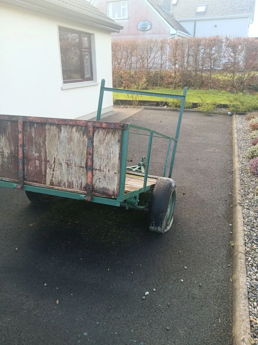 Small trailer - Image 4