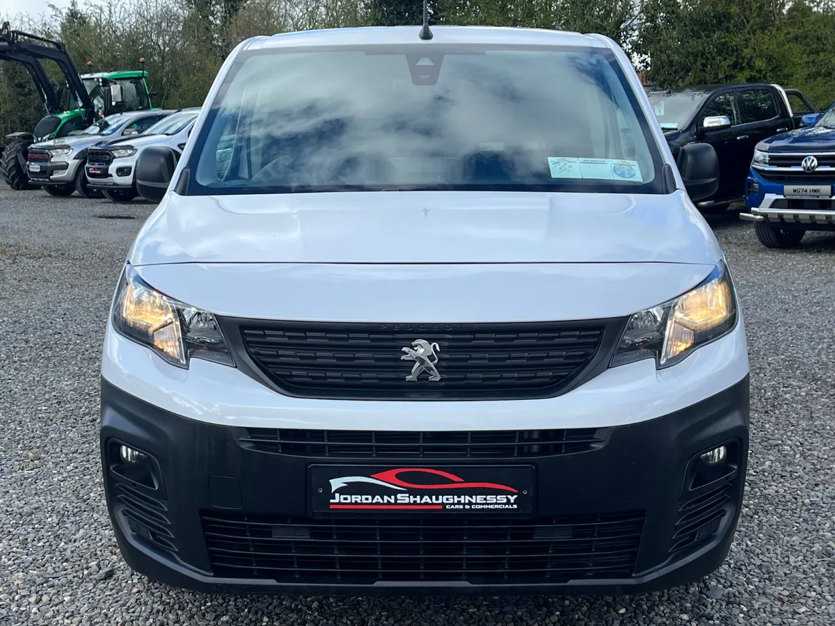 2023 PEUGEOT PARTNER 3 SEAT *34K KLMS* - Image 2