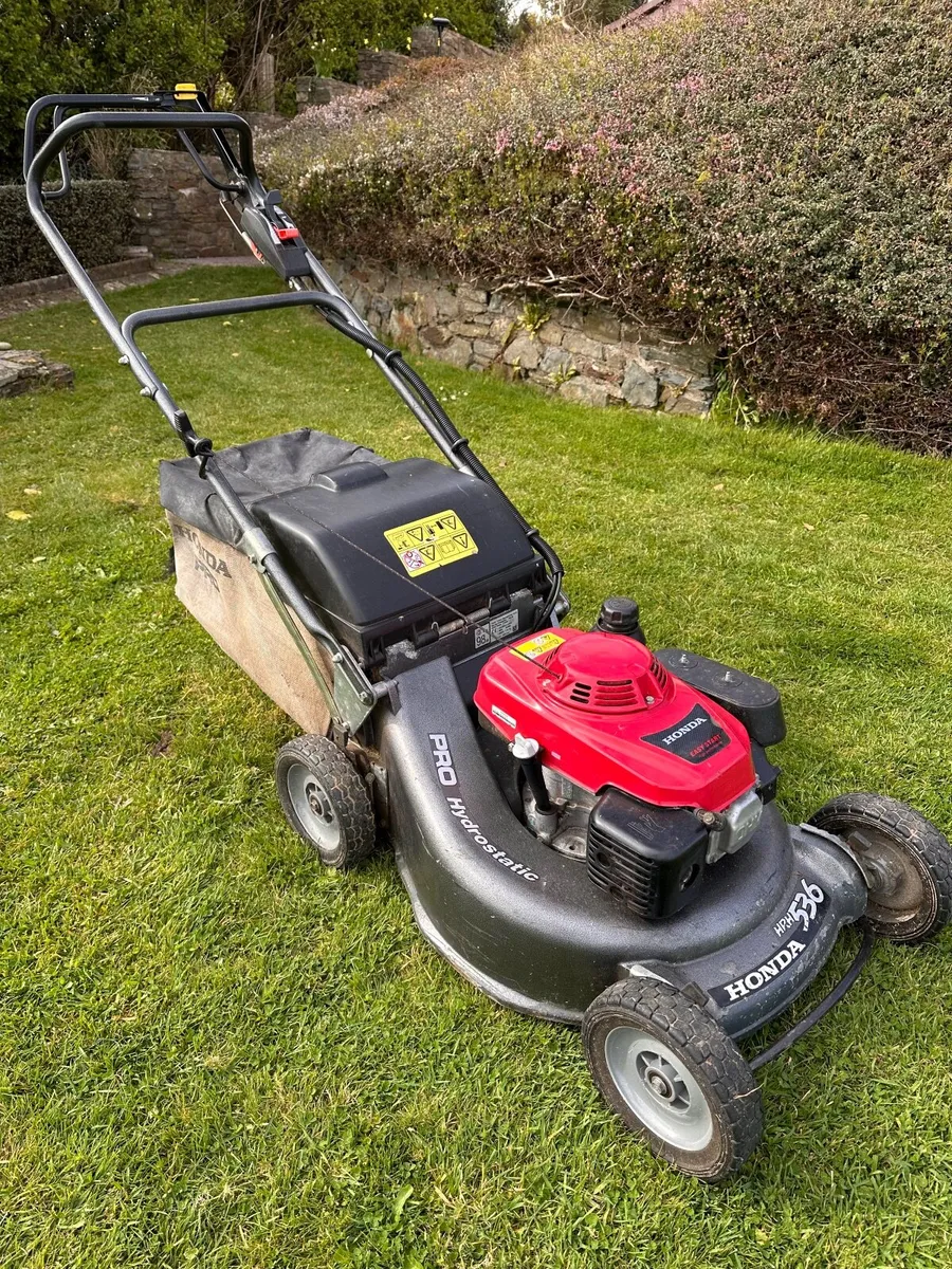 Honda HRH 536 Pro Lawnmower - Image 1