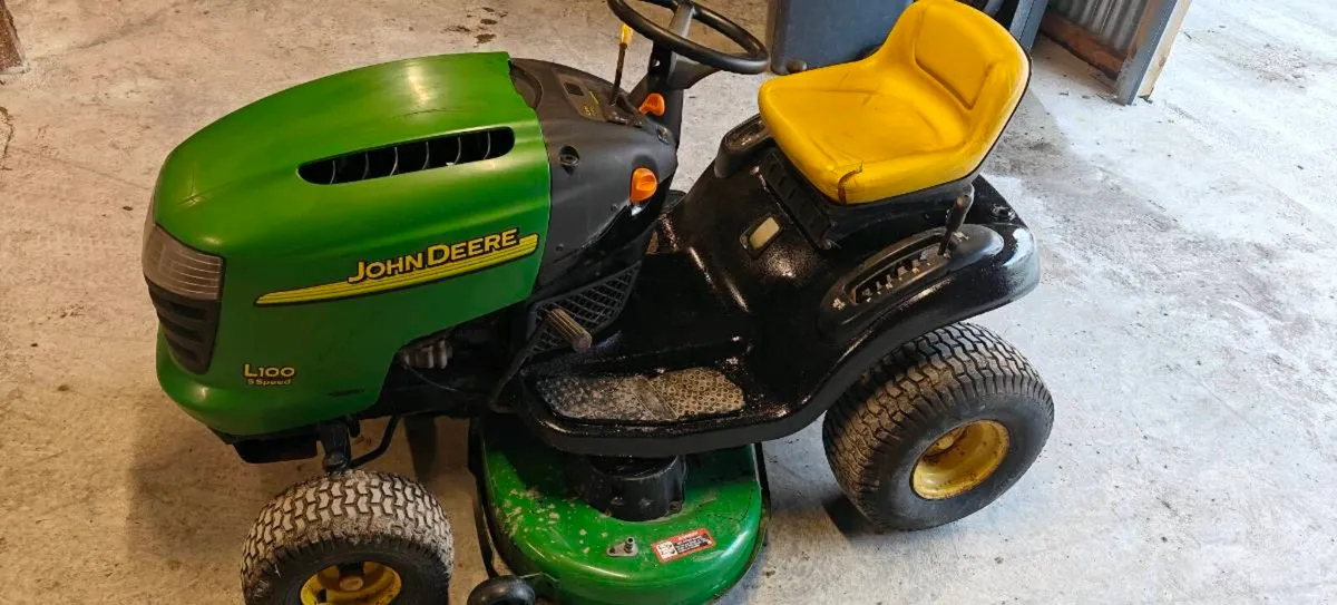 John deere l100 - Image 2