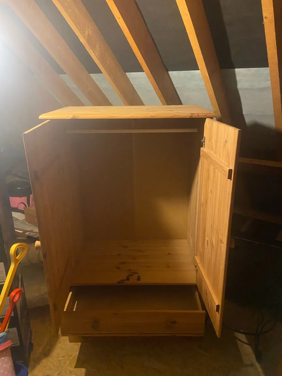 Wardrobe , drawers and cot set - Image 4