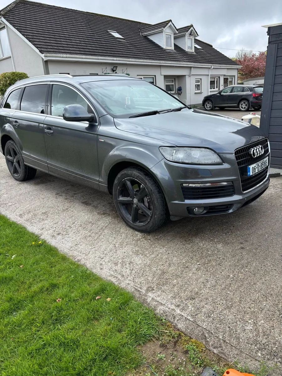 Audi Q7 - Image 4