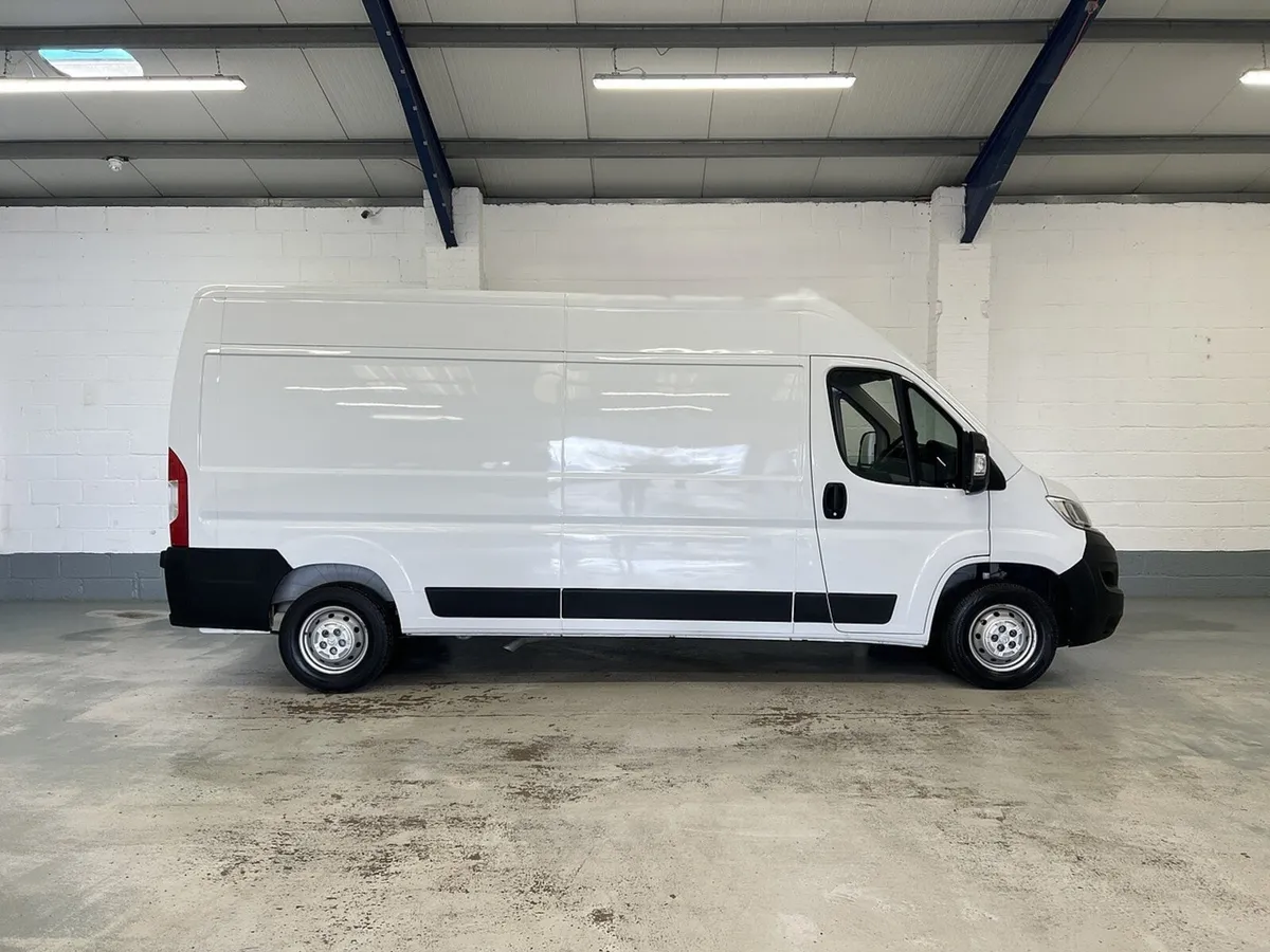 2023 Citroen Relay High Roof Panel Van - Image 1