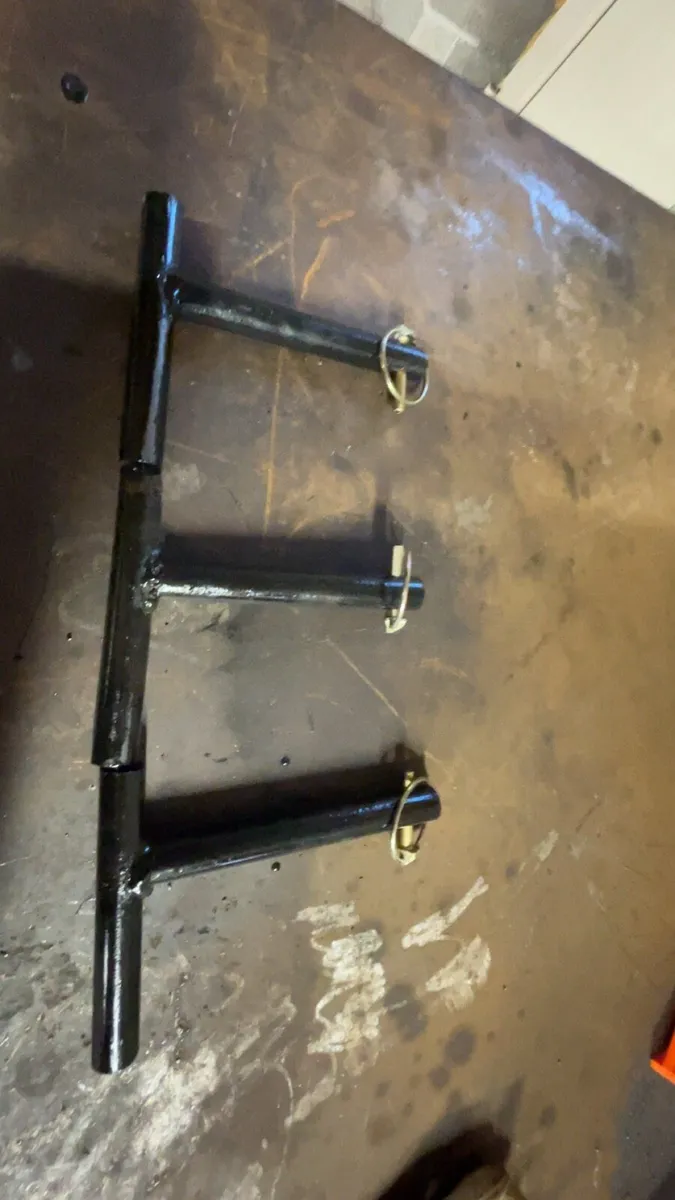 Ball hitch frame for 3 point linkage of tractor - Image 4