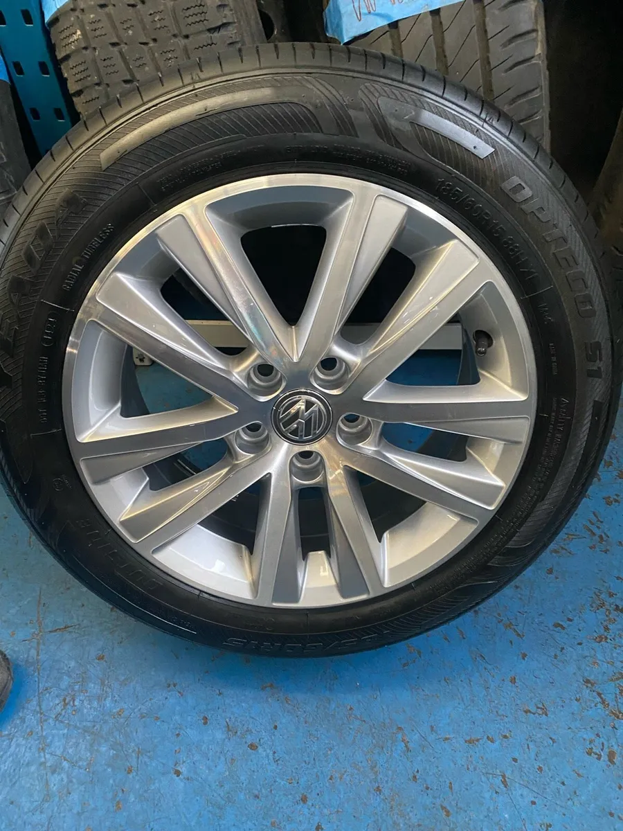 Volkswagen Polo 15” Alloys - Image 1